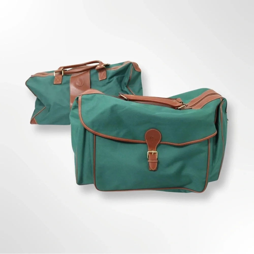 Unisex Pair of Green Ralph Lauren Travel Bags Used
